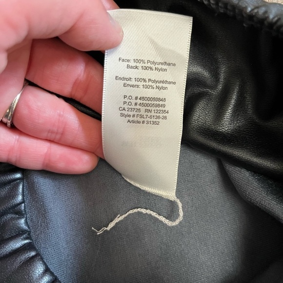 Aritzia Wilfred Free Daria Faux Leather Leggings Black XSmall - Picture 8 of 13